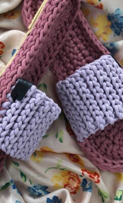 Стильные тапочки крючком